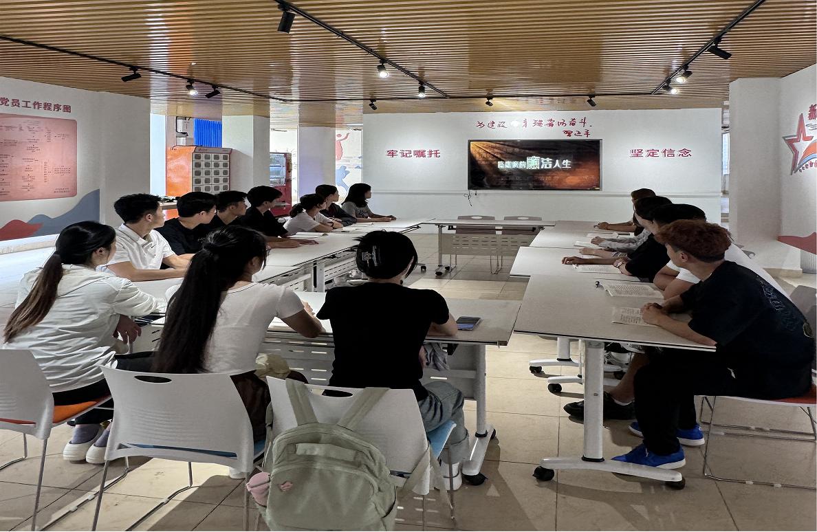 图片2.png 图片2.png